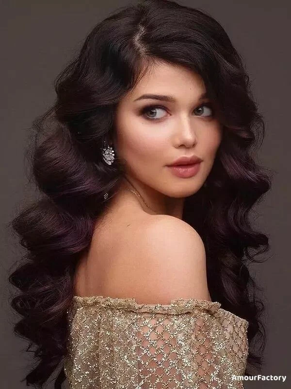Alina, 24