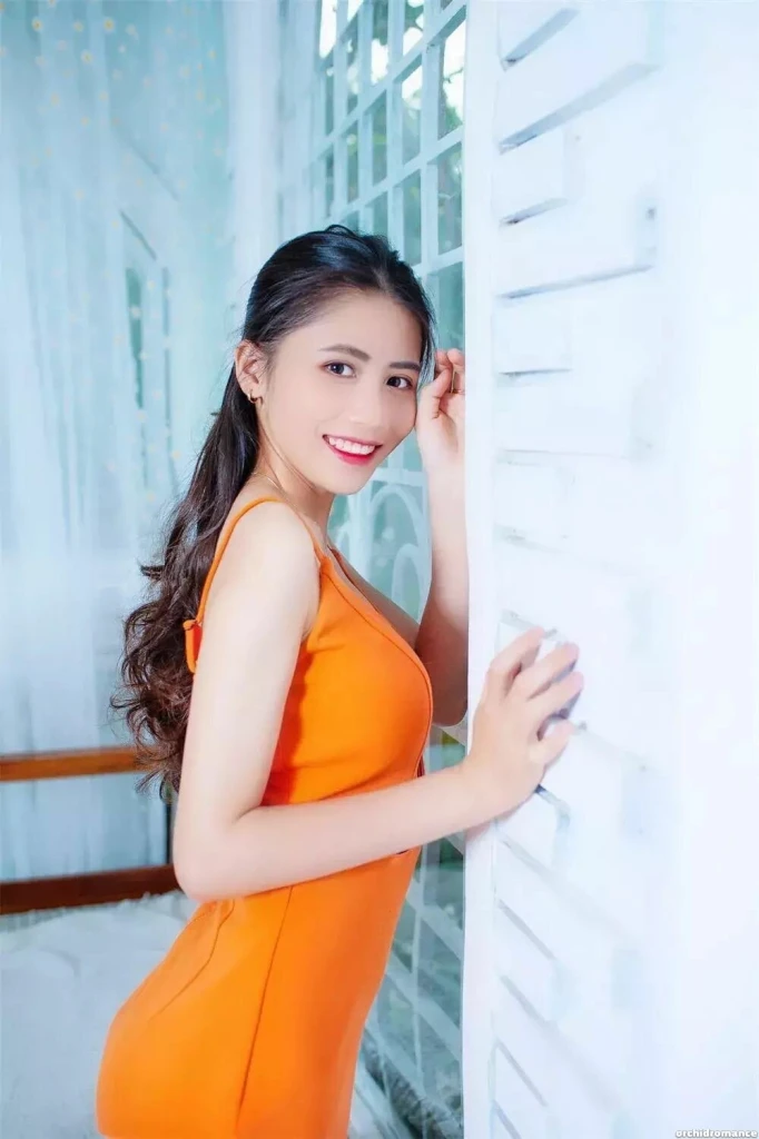 Tran Thuy Linh Profile image 2