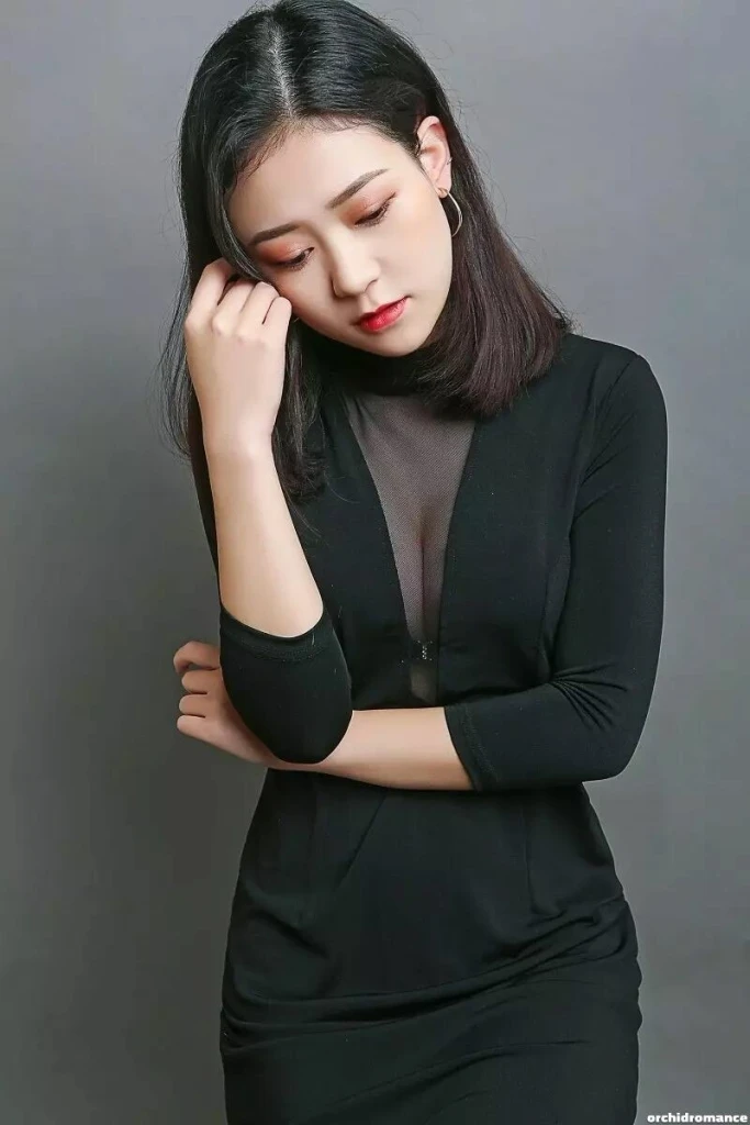 Lily Profile image 2