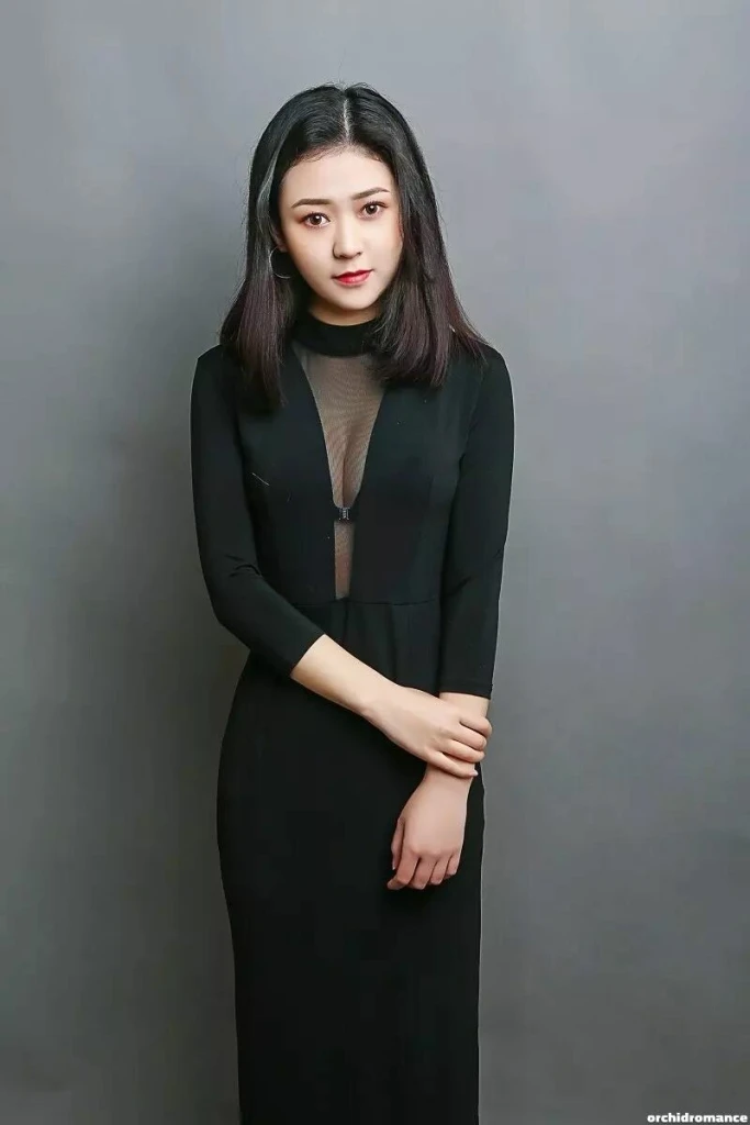 Lily Profile image 4