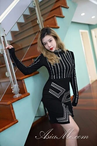 Helen, 20
