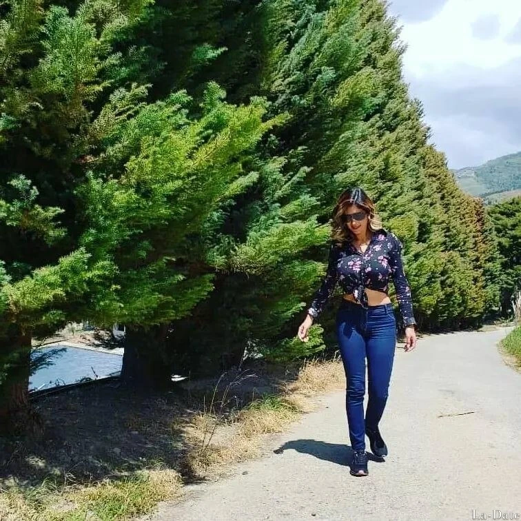 Natalia, 39